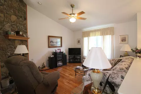 1424 Old Station Loop, Hardy, VA 24101 photo 5
