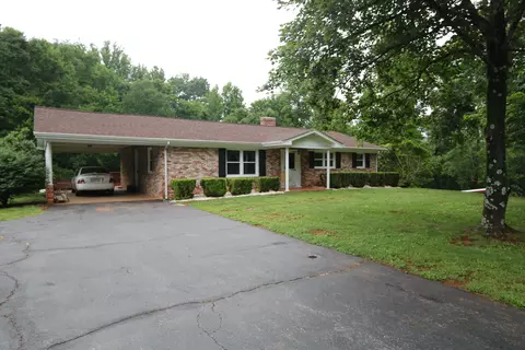 149 Piano Ln, Stuart, VA 24171 photo 2