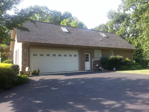 285 White Tail Dr, Roanoke, VA 24012 photo 2