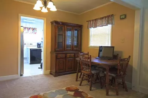 1305 Willow Ave, Pulaski, VA 24301 photo 4