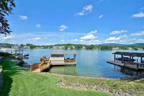 1210 Jefferson Dock Rd, Penhook, VA 24137 photo 11