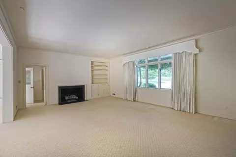 2666 Cornwallis Ave SW, Roanoke, VA 24014 photo 3