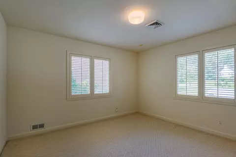 2666 Cornwallis Ave SW, Roanoke, VA 24014 photo 13
