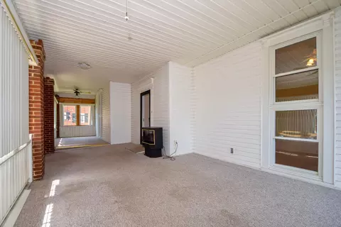 1007 Hershberger Rd NW, Roanoke, VA 24012 photo 4