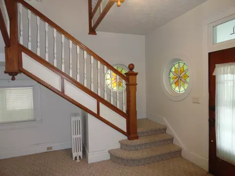 201 E Prospect St, Covington, VA 24426 photo 6