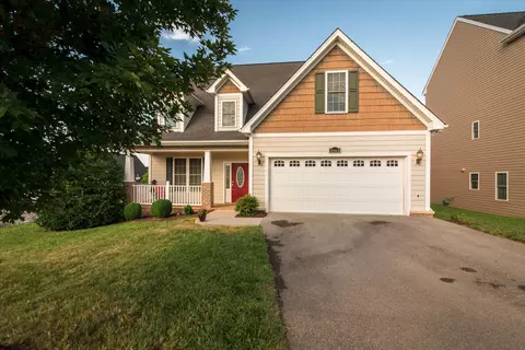 3163 Clayview Cir, Salem, VA 24153 photo 1