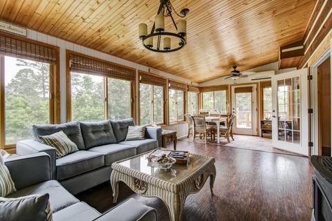 631 Spreading Spring Rd, Buchanan, VA 24066 photo 14