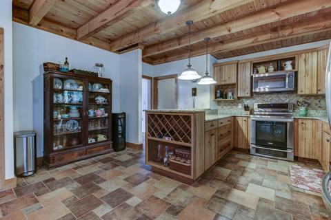 631 Spreading Spring Rd, Buchanan, VA 24066 photo 11