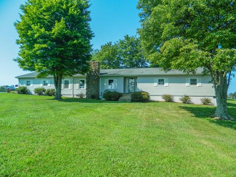 4637 Mountain Valley Rd, Axton, VA 24054 photo 3