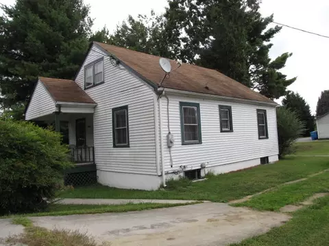 2425 King St NE, Roanoke, VA 24012 photo 2