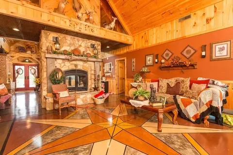 221 River Ridge Dr, Max Meadows, VA 24360 photo 8