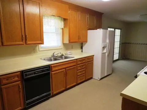 194 Winthrop Rd, Ridgeway, VA 24148 photo 17