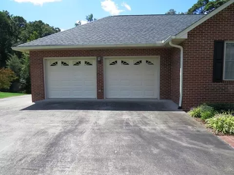 194 Winthrop Rd, Ridgeway, VA 24148 photo 5