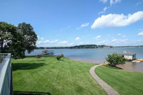 2900 Waters Edge Dr, Penhook, VA 24137 photo 71