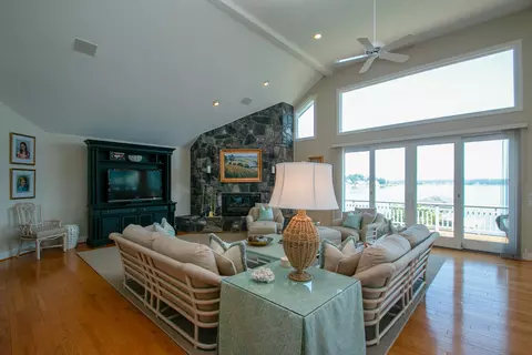 2900 Waters Edge Dr, Penhook, VA 24137 photo 3
