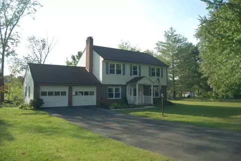 6927 Goff Rd, Roanoke, VA 24019 photo 2