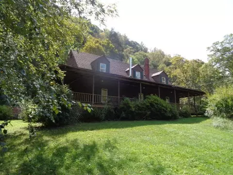 6717 Indian Draft Rd, Covington, VA 24426 photo 1