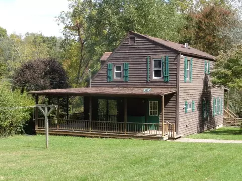 6717 Indian Draft Rd, Covington, VA 24426 photo 4