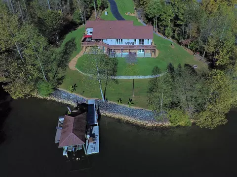2086 Trails End Rd, Goodview, VA 24095 photo 1