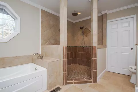 2086 Trails End Rd, Goodview, VA 24095 photo 21