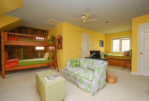 425 Island View Dr, Penhook, VA 24137 photo 51