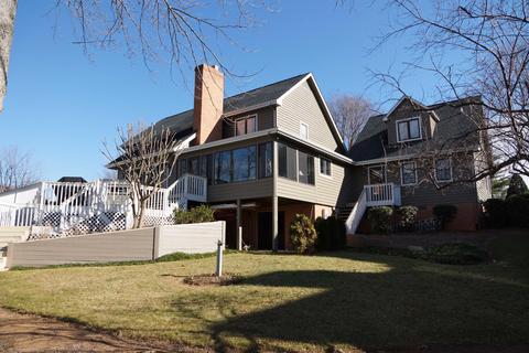 425 Island View Dr, Penhook, VA 24137 photo 76