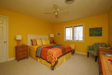 425 Island View Dr, Penhook, VA 24137 photo 38