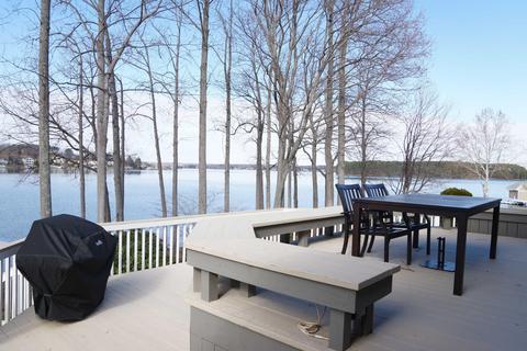 425 Island View Dr, Penhook, VA 24137 photo 59
