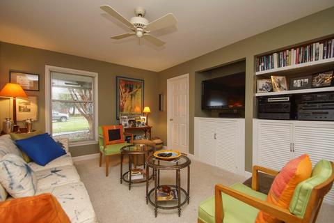 425 Island View Dr, Penhook, VA 24137 photo 22