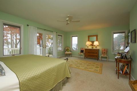 425 Island View Dr, Penhook, VA 24137 photo 29