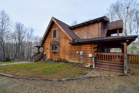 325 Thompson Rd SE, Floyd, VA 24091 photo 2
