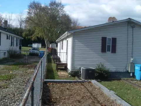 3633 Baltimore Ave SE, Roanoke, VA 24014 photo 3
