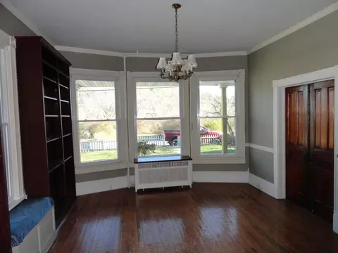 95 Main St, Eagle Rock, VA 24085 photo 5