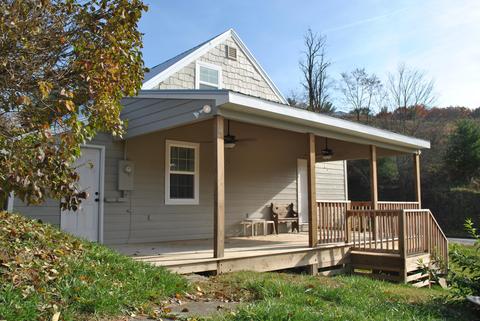4051 Sunflower Rd, Pilot, VA 24138 photo 7