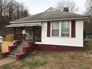 60 Fourth St, Fieldale, VA 24089 photo 1