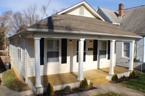 712 Elm Ave SE, Roanoke, VA 24013 photo 1