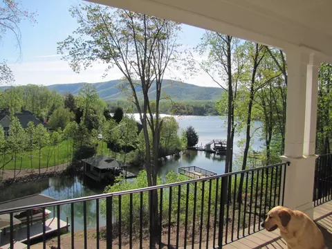 171 Mountain Shore Dr, Penhook, VA 24137 photo 9