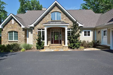 171 Mountain Shore Dr, Penhook, VA 24137 photo 3