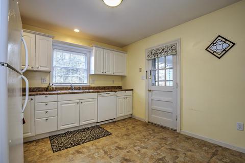 2802 Spring Rd SW, Roanoke, VA 24015 photo 4