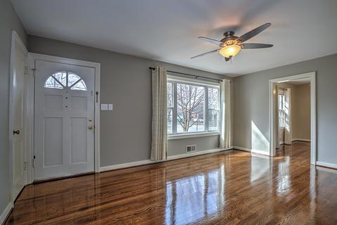 2802 Spring Rd SW, Roanoke, VA 24015 photo 3