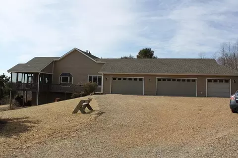 9237 Patterson Dr, Bent Mountain, VA 24059 photo 18