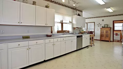 2365 Lipscomb Rd, Moneta, VA 24121 photo 12