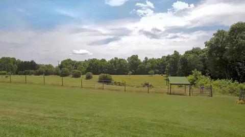 2365 Lipscomb Rd, Moneta, VA 24121 photo 44