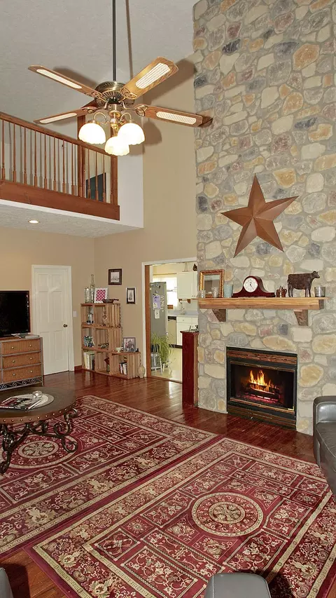 2365 Lipscomb Rd, Moneta, VA 24121 photo 6