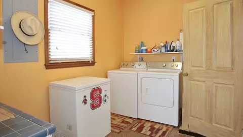 2365 Lipscomb Rd, Moneta, VA 24121 photo 17