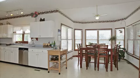 2365 Lipscomb Rd, Moneta, VA 24121 photo 14