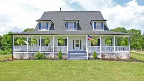 2365 Lipscomb Rd, Moneta, VA 24121 photo 1