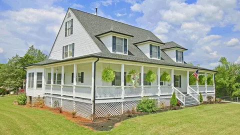 2365 Lipscomb Rd, Moneta, VA 24121 photo 2