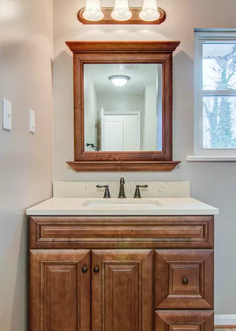 618 E Augusta Ave, Vinton, VA 24179 photo 10