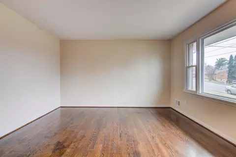618 E Augusta Ave, Vinton, VA 24179 photo 2